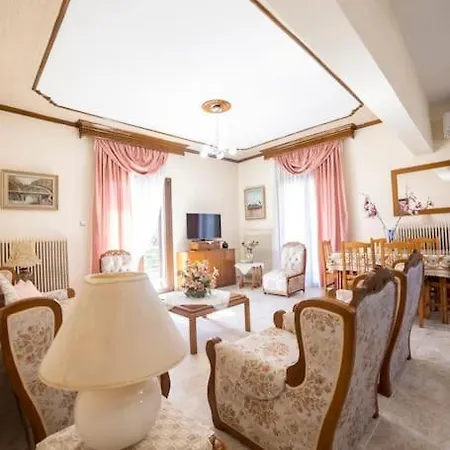 Roula's Cosy شقة *